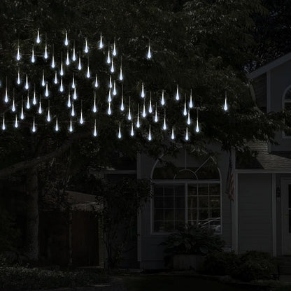 20.5' Outdoor LED Solar Powered 30 - Bulb Novelty String Light